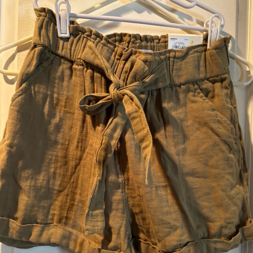Girls High Rise Soft Shorts by So Kohl,s Olive Sari size S (8)